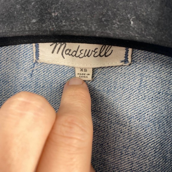 Madewell Oversized Distressed Denim Jacket Size XS Style C5791 - Picture 2 of 4